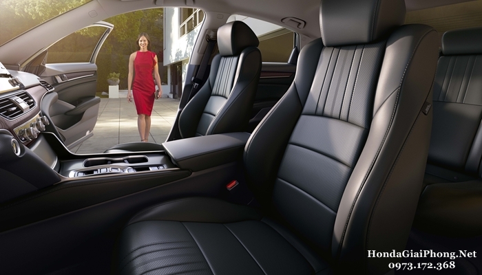 Hàng ghế trước Honda Accord 2024